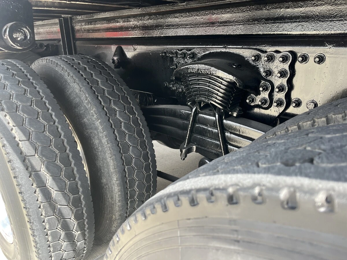 2017 Freightliner 114SD - image 6