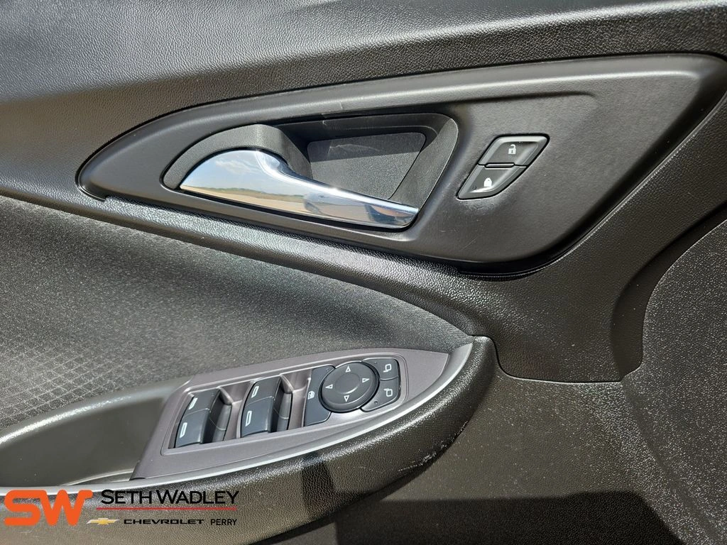 2023 Chevrolet Malibu RS - Photo 27