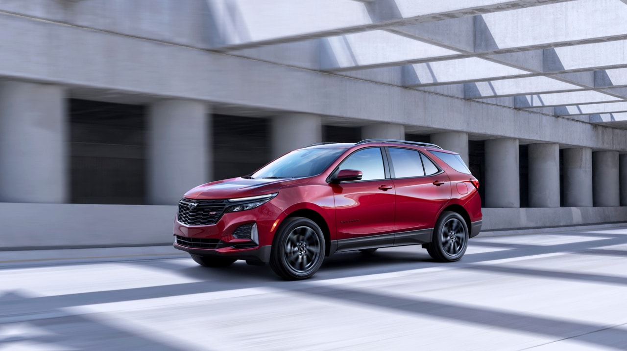 Kia Sportage and Chevy Equinox comparison image
