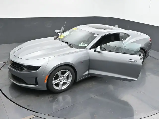 2023 Chevrolet Camaro 1LT photo 51