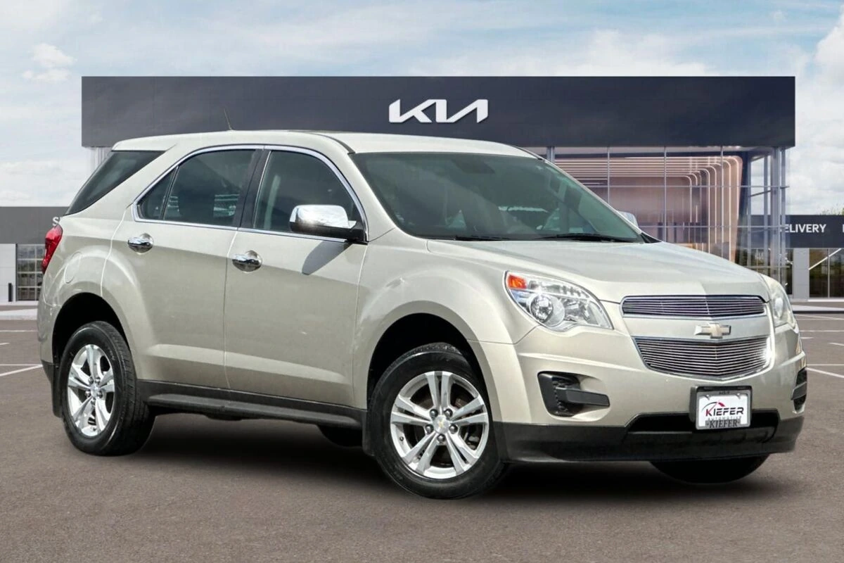 Used 2013 Chevrolet Equinox LS with VIN 2GNFLCEK1D6433442 for sale in Eugene, OR