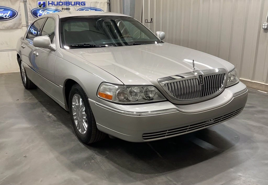 2008 Lincoln Town Car