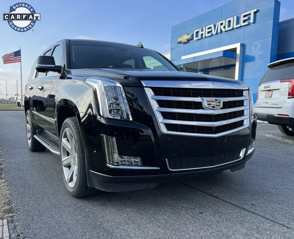 2017 Cadillac Escalade Luxury's photo