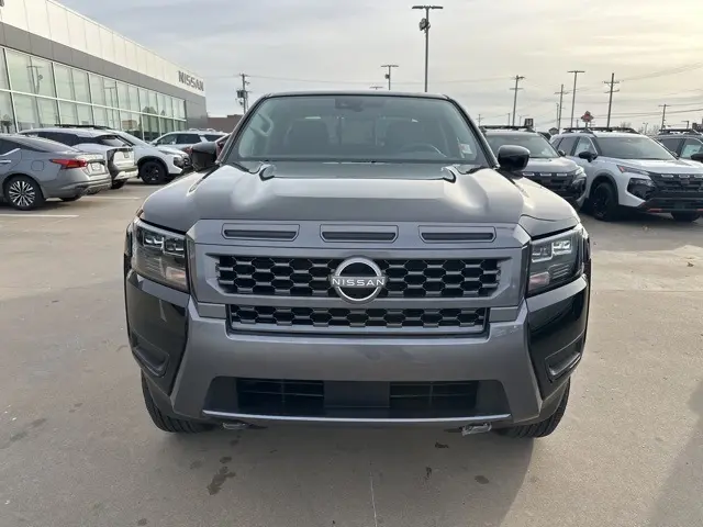 2026 Nissan Frontier SV photo 2
