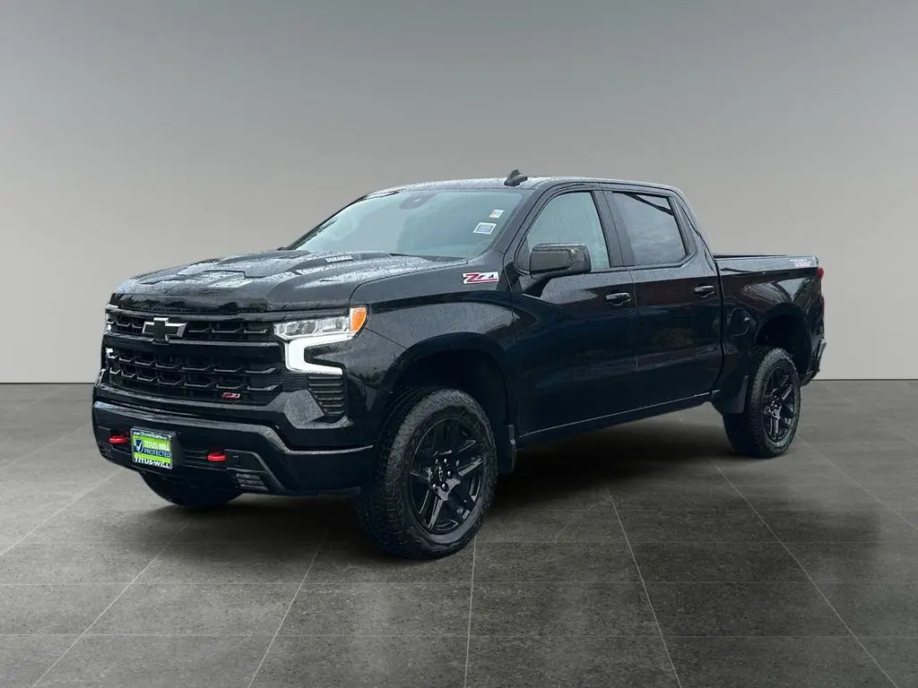 2026 Chevrolet Silverado 1500 LT Trail Boss photo 3