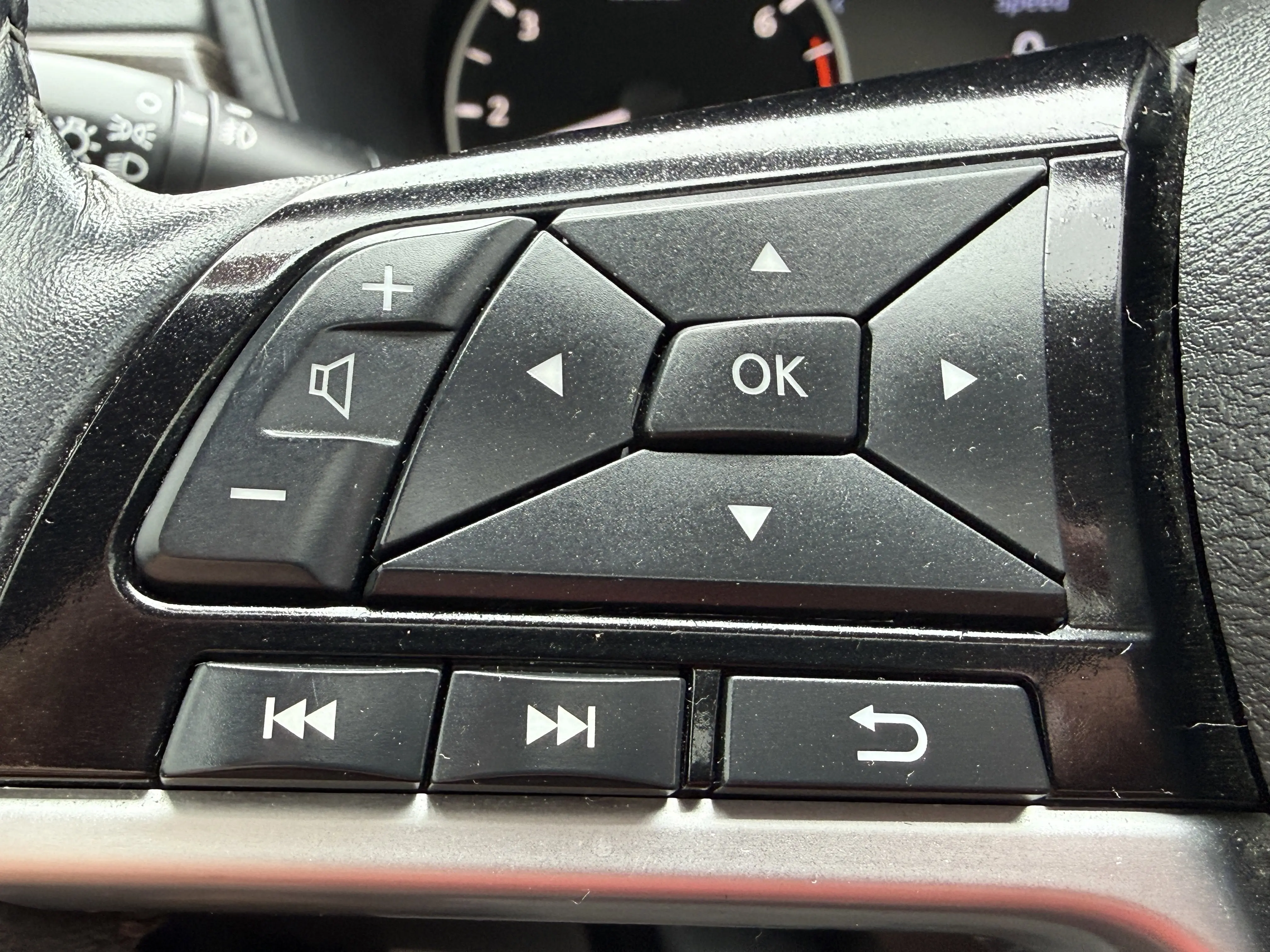 2022 Nissan Altima 2.5 Platinum photo 28