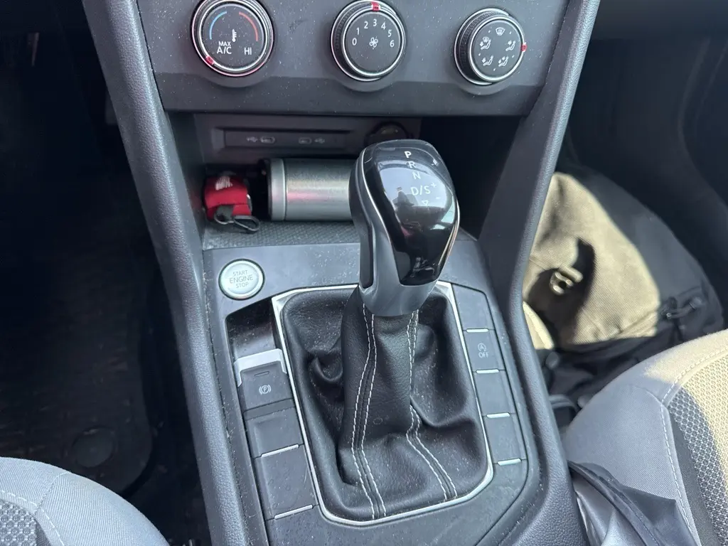 2022 Volkswagen Taos S photo 20