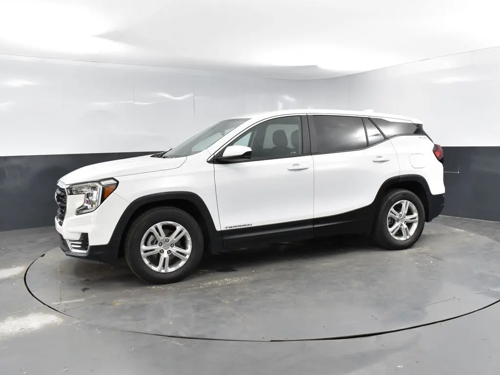 2024 Gmc Terrain SLE photo 3