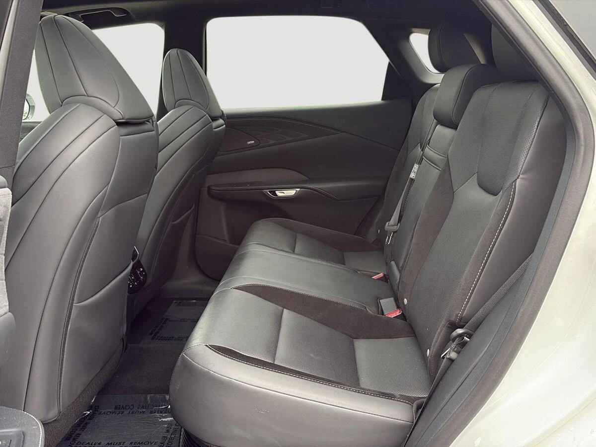 2023 Lexus RX Hybrid 500h - Photo 15