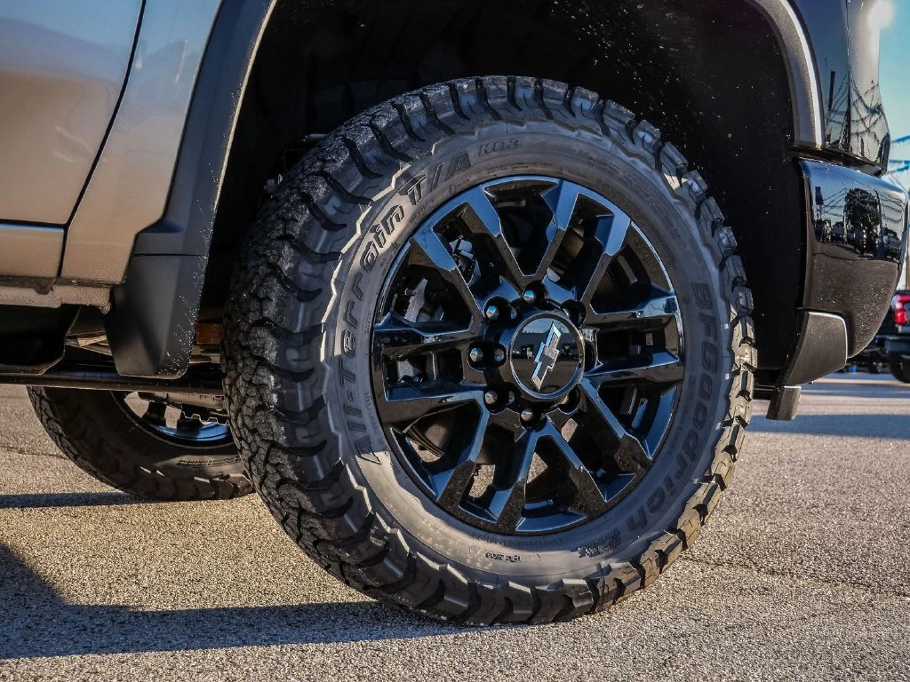 2026 Chevrolet Silverado 2500 HD LT - Photo 9