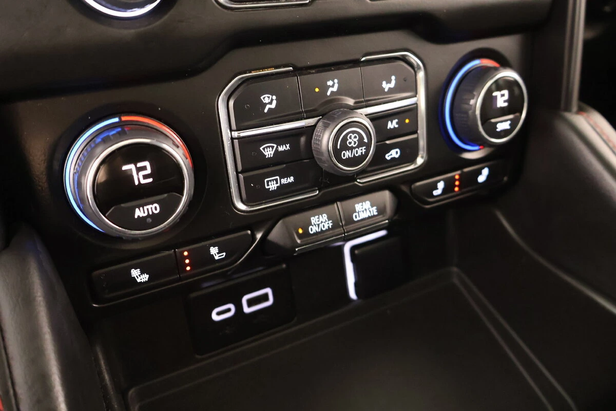 2022 Chevrolet Tahoe RST - Photo 8