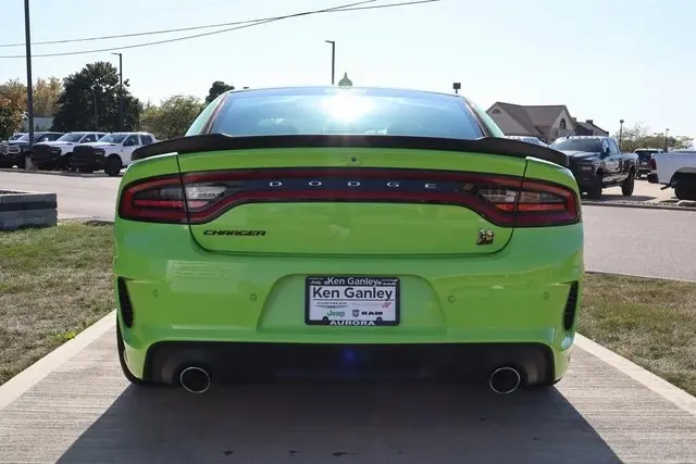 2023 Dodge Charger R/T Scat Pack Widebody photo 33