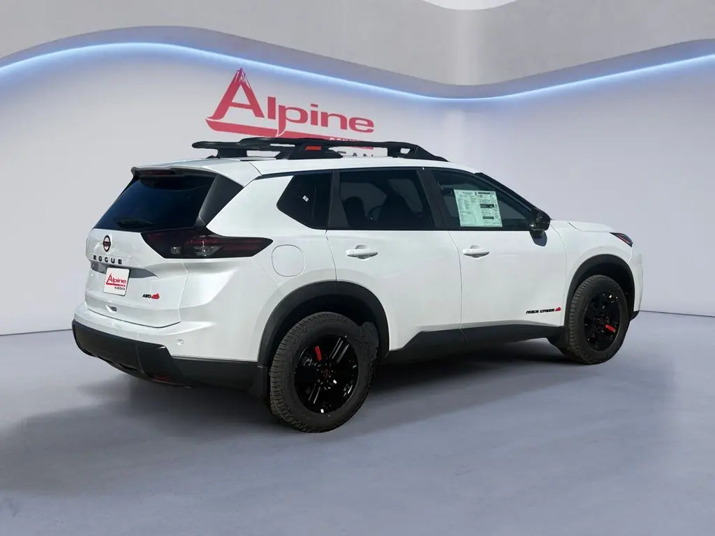 2026 Nissan Rogue SV photo 2