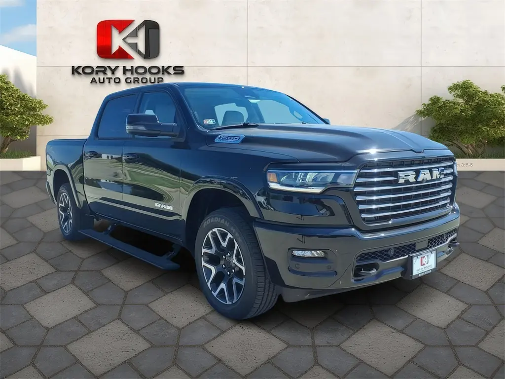 2026 Ram 1500 Laramie photo 4