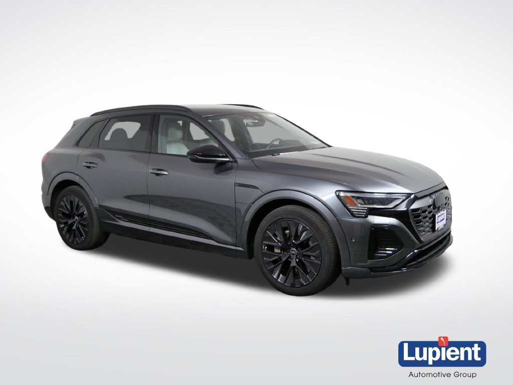 2024 Audi Q8 e-tron Prestige