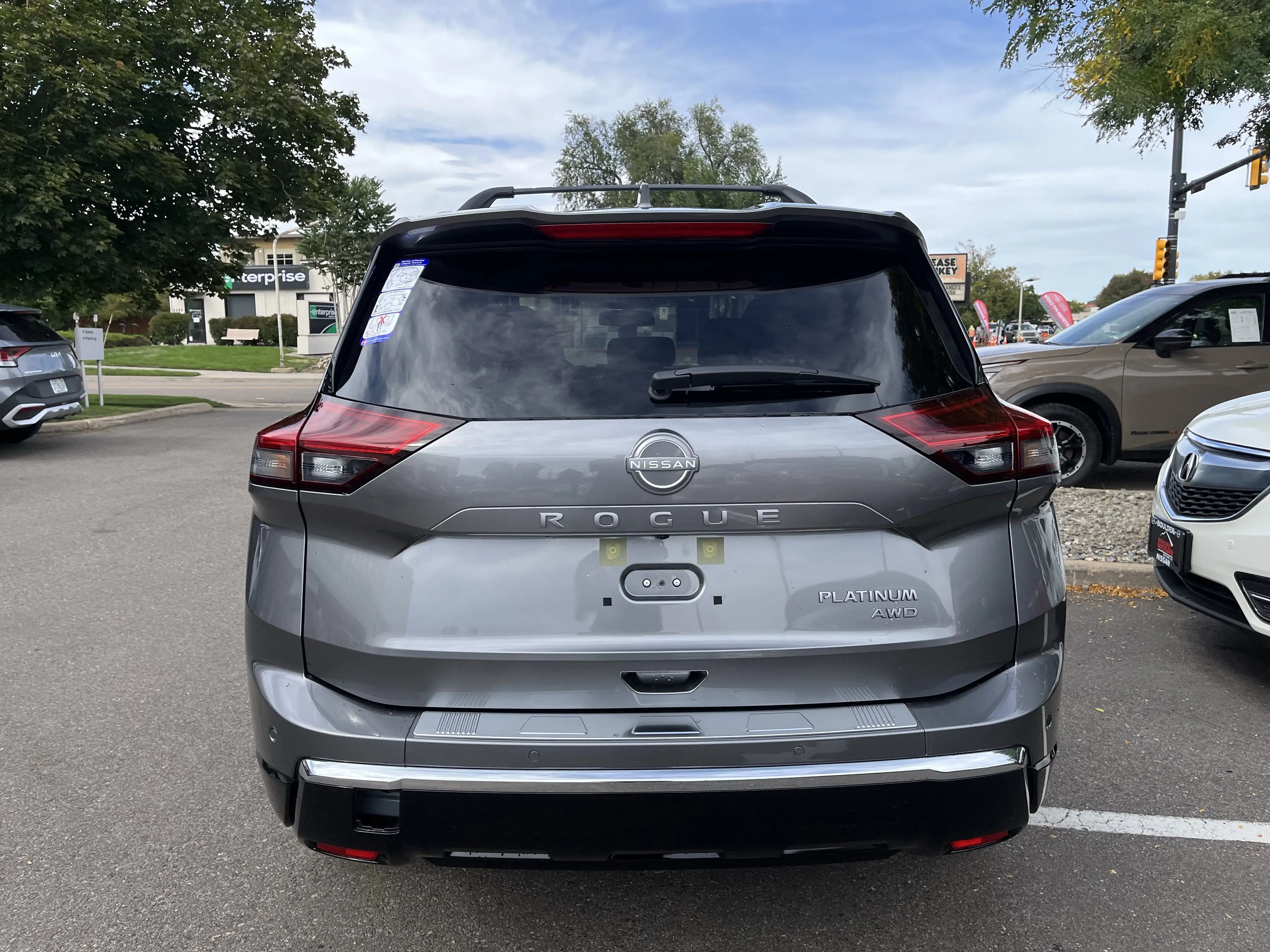 2026 Nissan Rogue Platinum photo 4