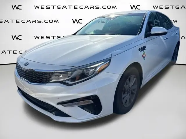 2020 Kia Optima LX's photo
