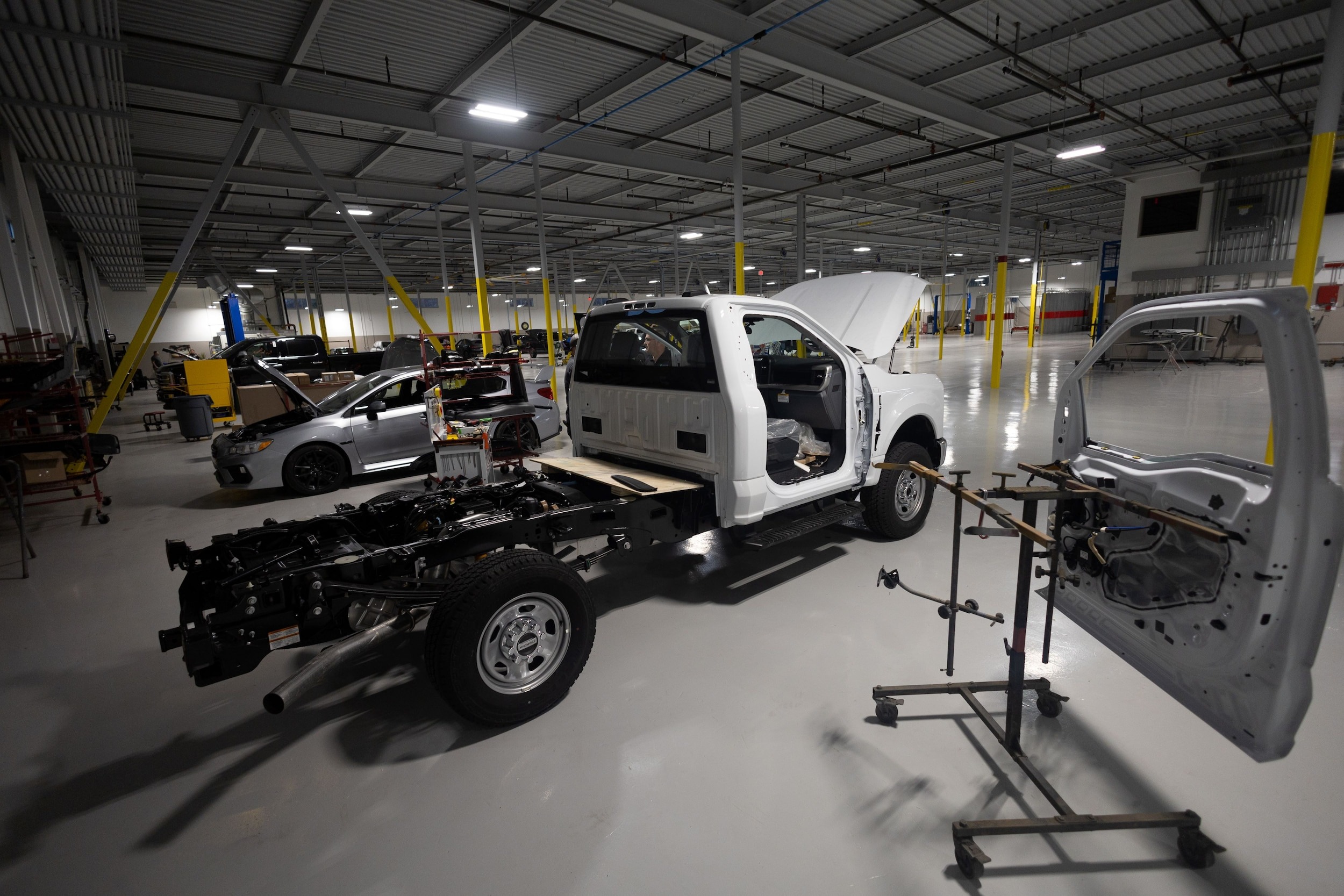 Commercial Vehicle Body Shop