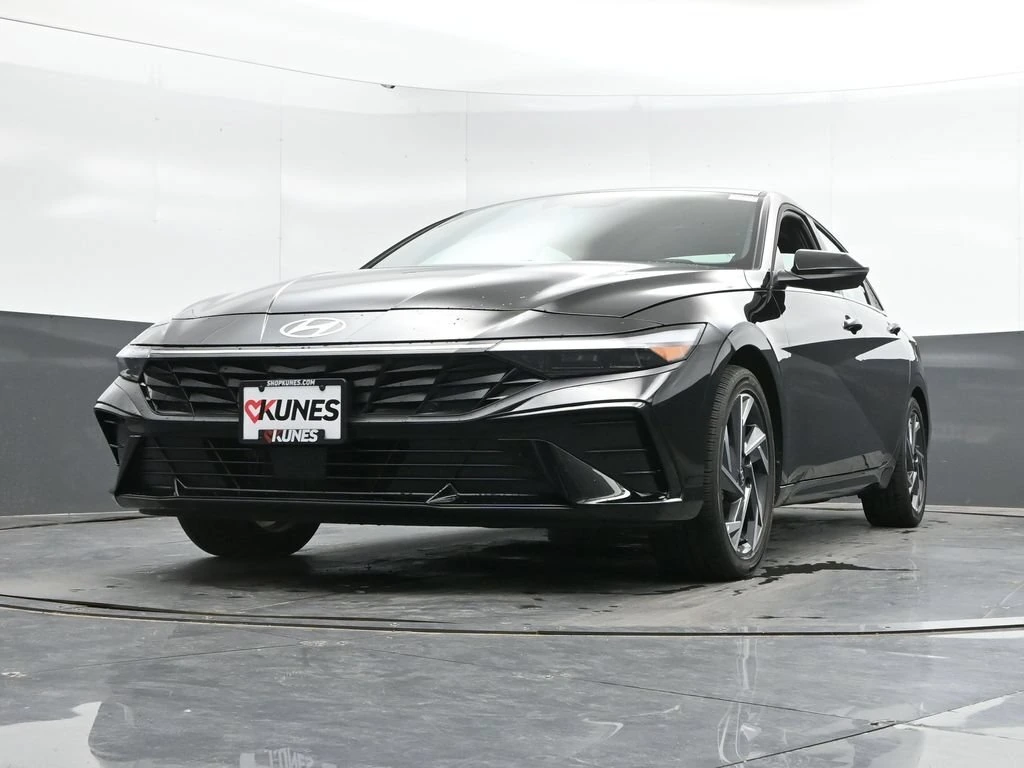2026 Hyundai Elantra Limited - Photo 45