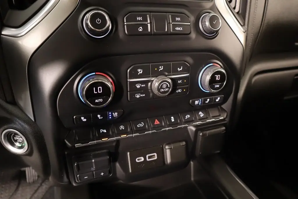 2021 Chevrolet Silverado 1500 LTZ photo 7
