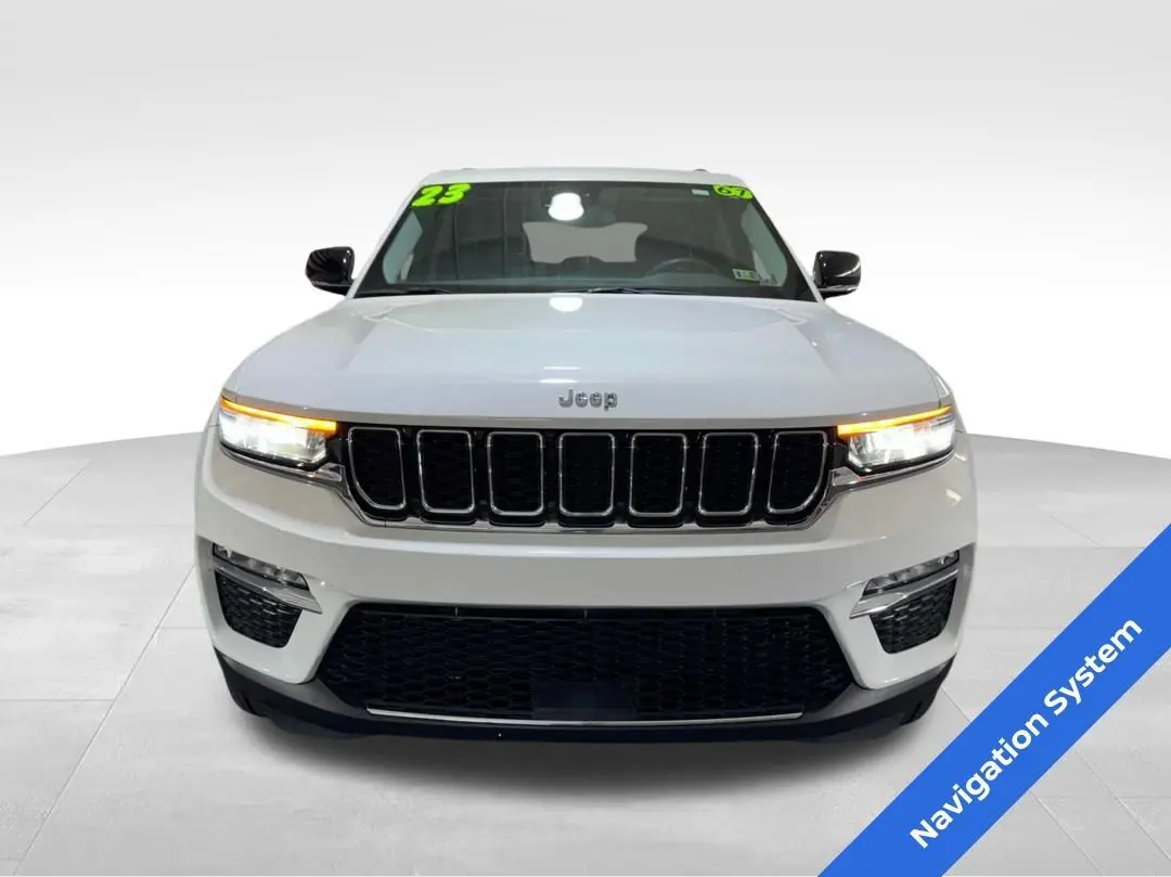 2023 Jeep Grand Cherokee Limited photo 2