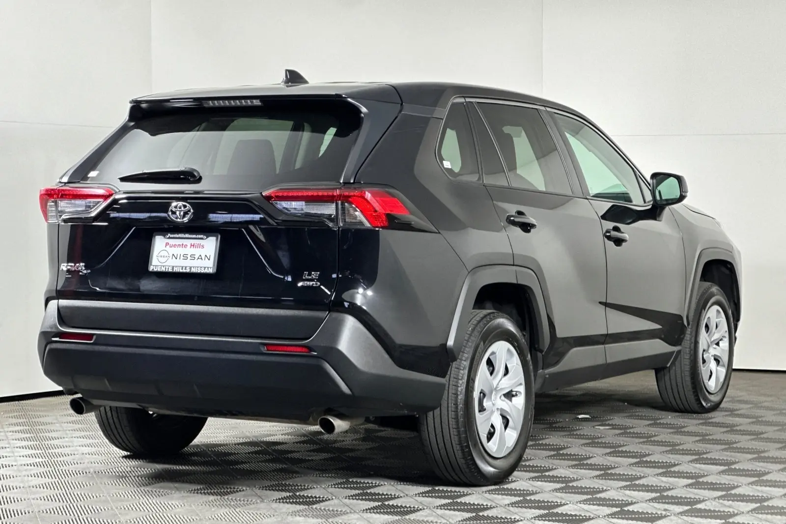 2024 Toyota RAV4 LE photo 3