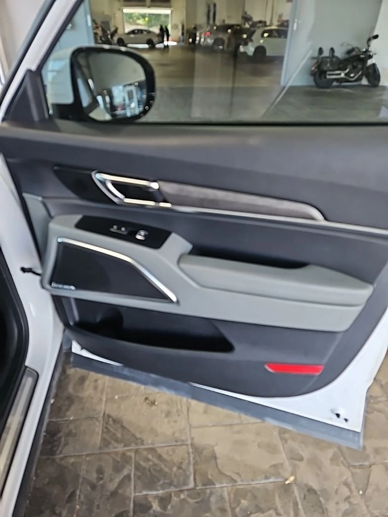 2023 Kia Telluride SX X-Line - Photo 11