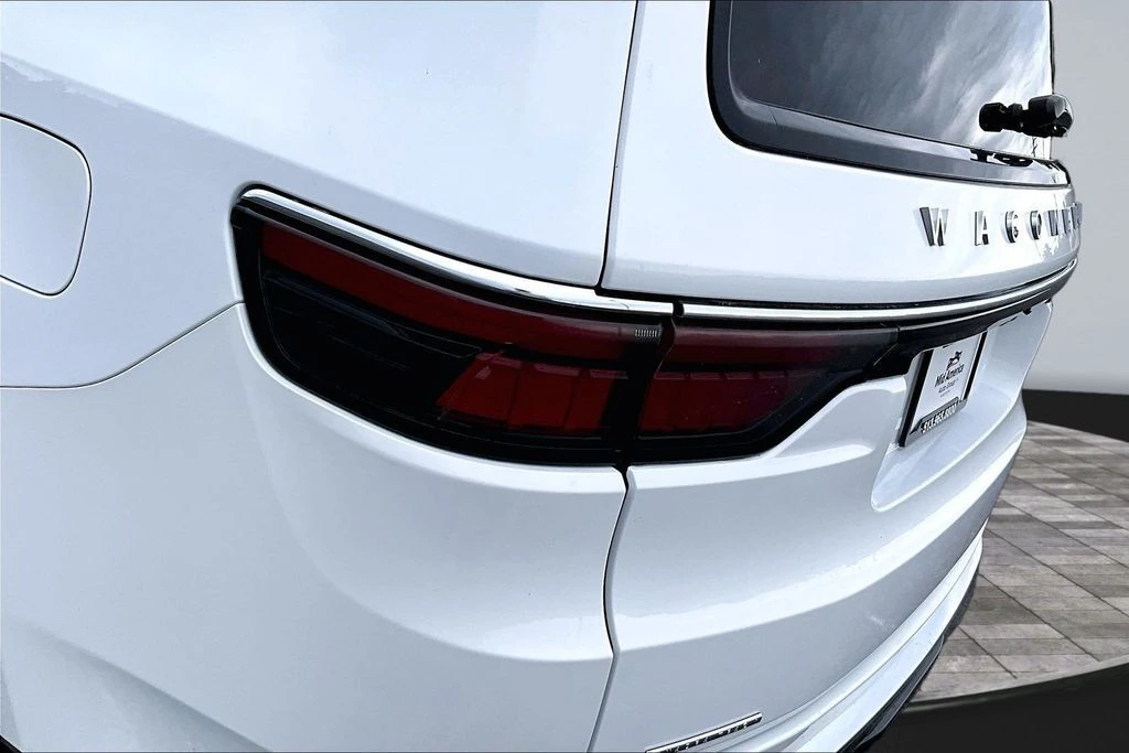 2023 Jeep Wagoneer Series II - Photo 31