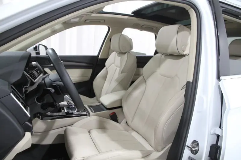 2024 Audi Q5 S line Premium Prestige photo 3
