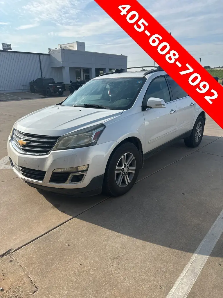 2017 Chevrolet Traverse 1LT photo 8