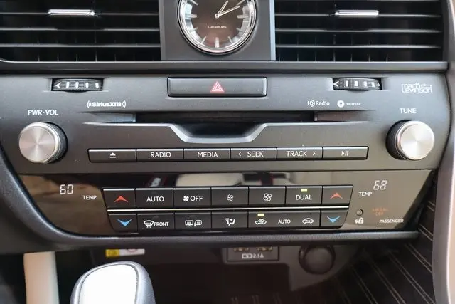 2021 Lexus RX 450h photo 22