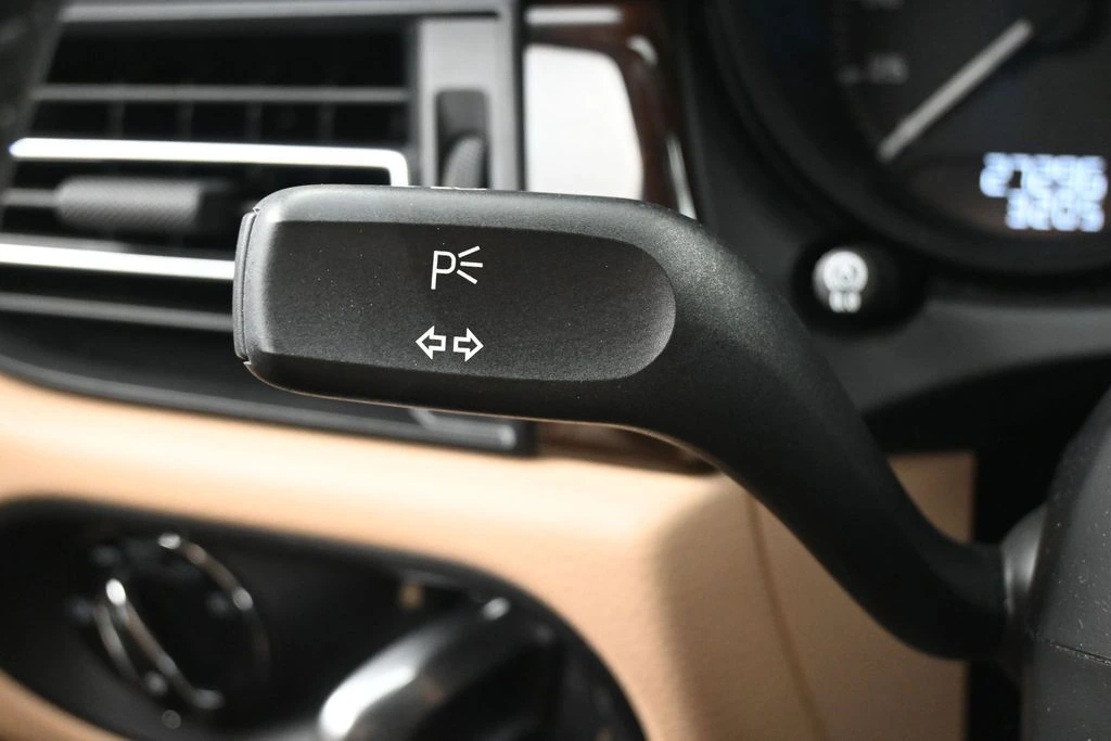 2023 Porsche Macan S - Photo 26