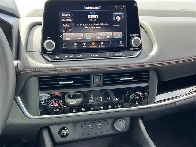 2026 Nissan Rogue SV photo 16