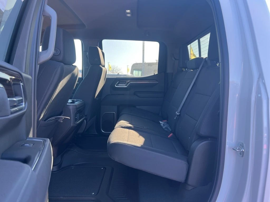 2025 Chevrolet Silverado 1500 RST - Photo 32