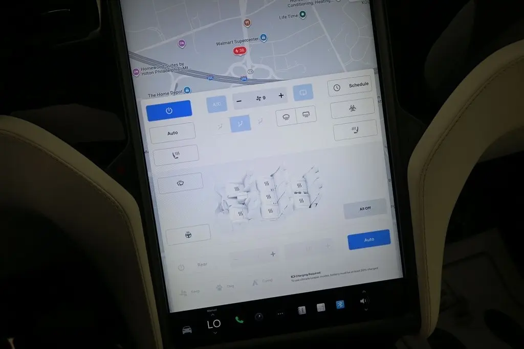 2019 Tesla Model X Long Range photo 24