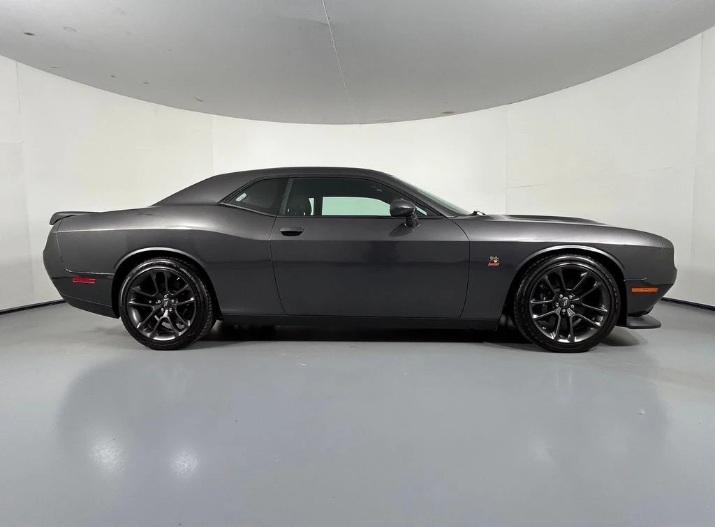 2021 Dodge Challenger R/T - Photo 8