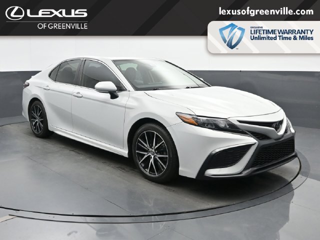 2023 Toyota Camry SE Auto