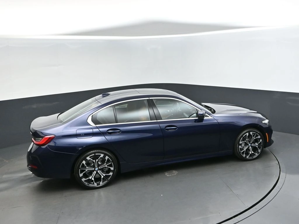 2026 BMW 3 Series 330i - Photo 35