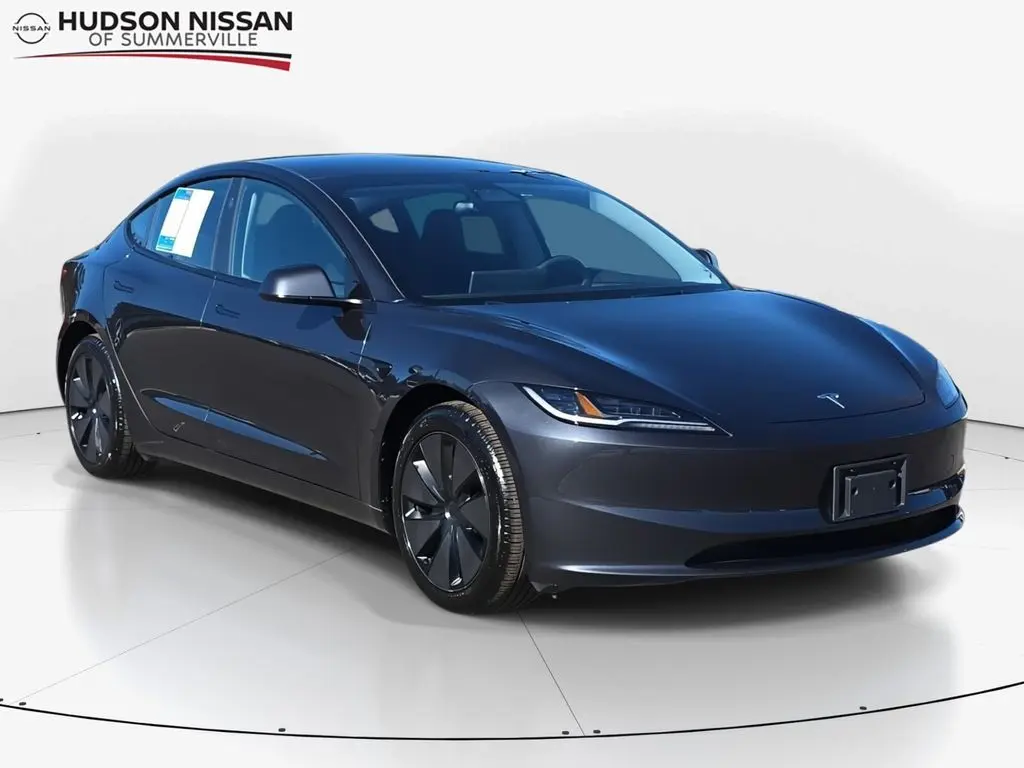2024 Tesla Model 3 Base's photo