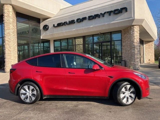 Used 2023 Tesla Model Y Long Range with VIN 7SAYGDEE8PA091282 for sale in Centerville, OH