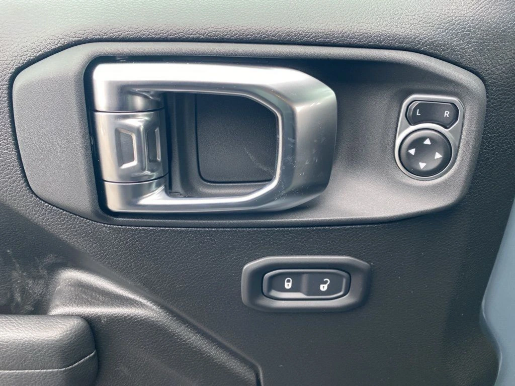 2026 Jeep Wrangler 4-Door Sport S - Photo 17
