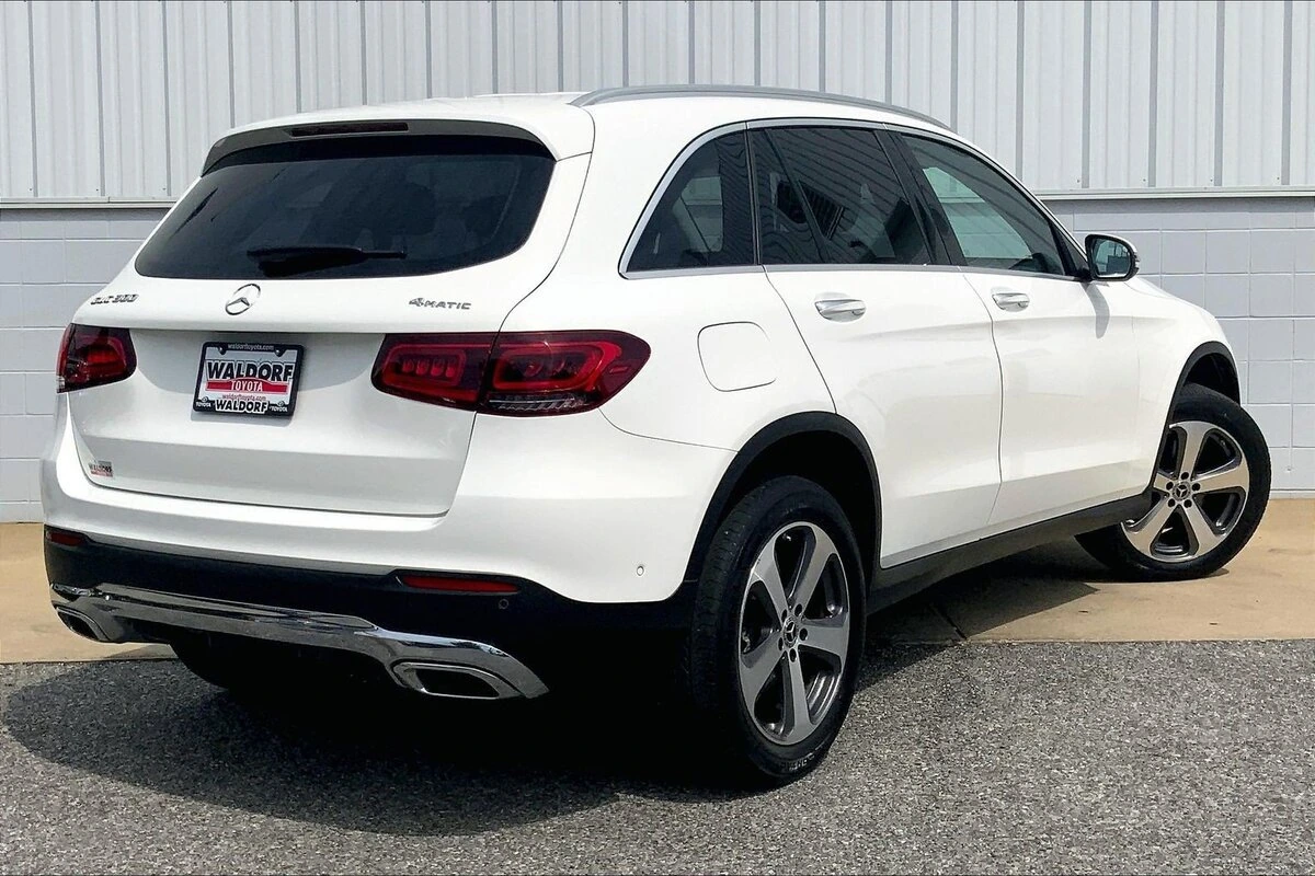 2022 Mercedes-Benz GLC GLC300 - Photo 17