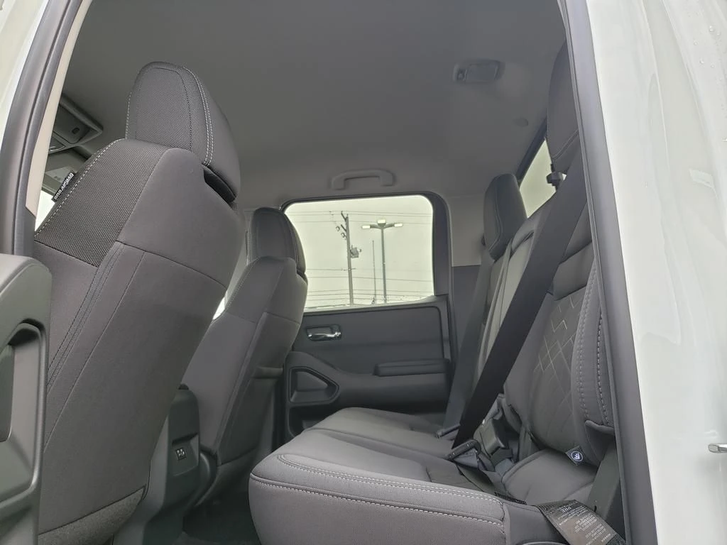 2026 Nissan Frontier SV - Photo 13