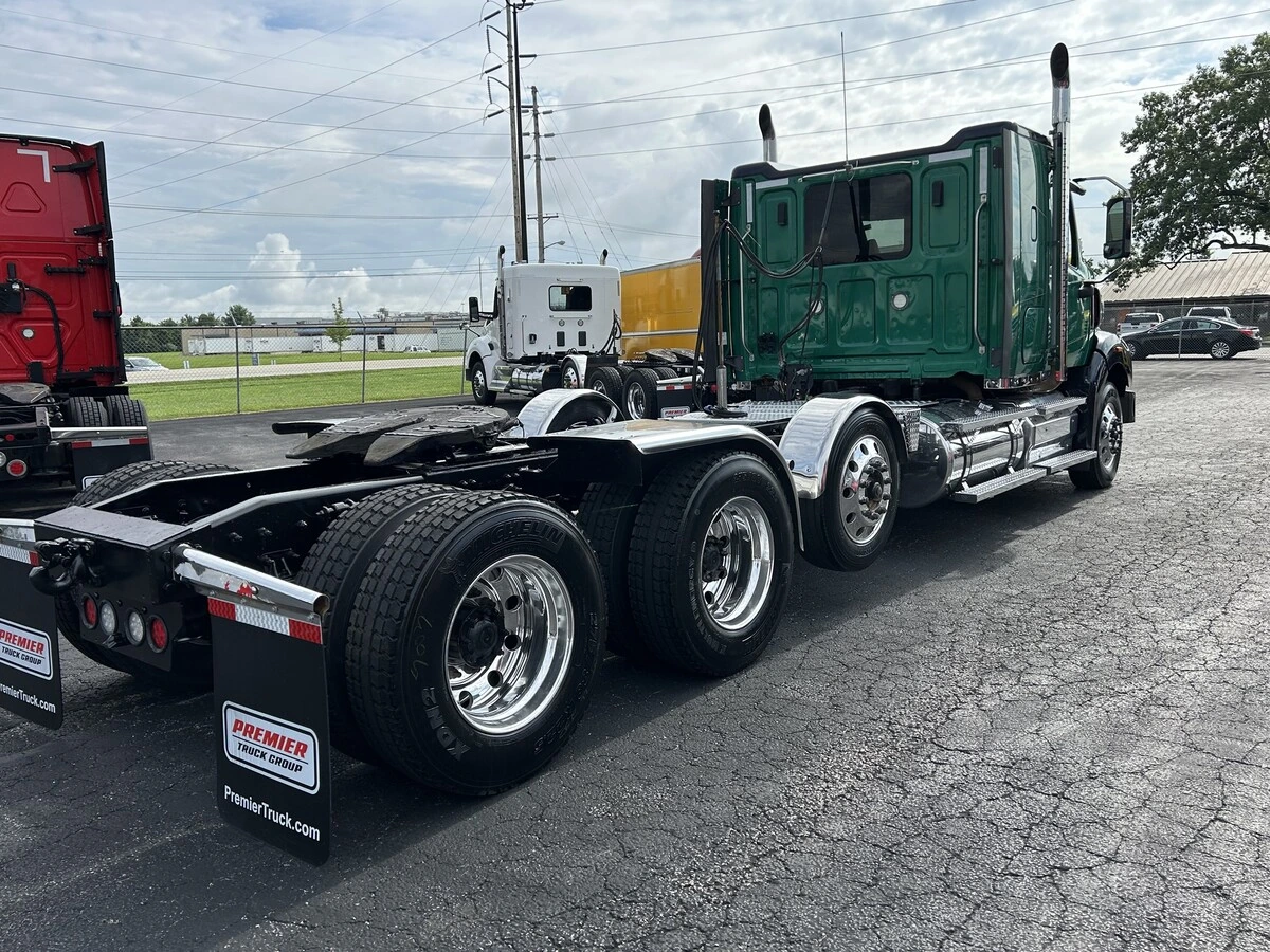 2023 Western Star 49X — photo 4