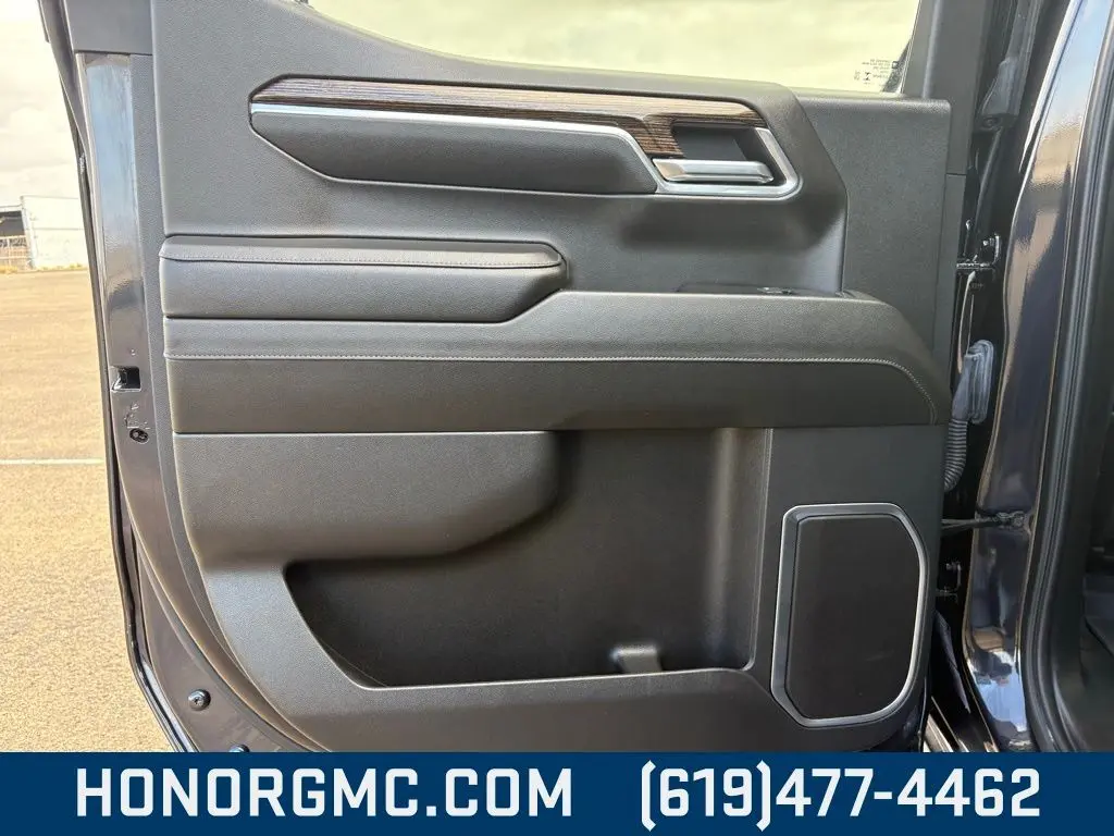 2024 Gmc Sierra Elevation photo 19