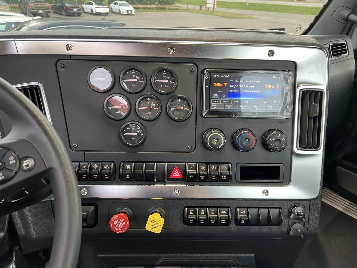 2027 Western Star 47X — photo 7