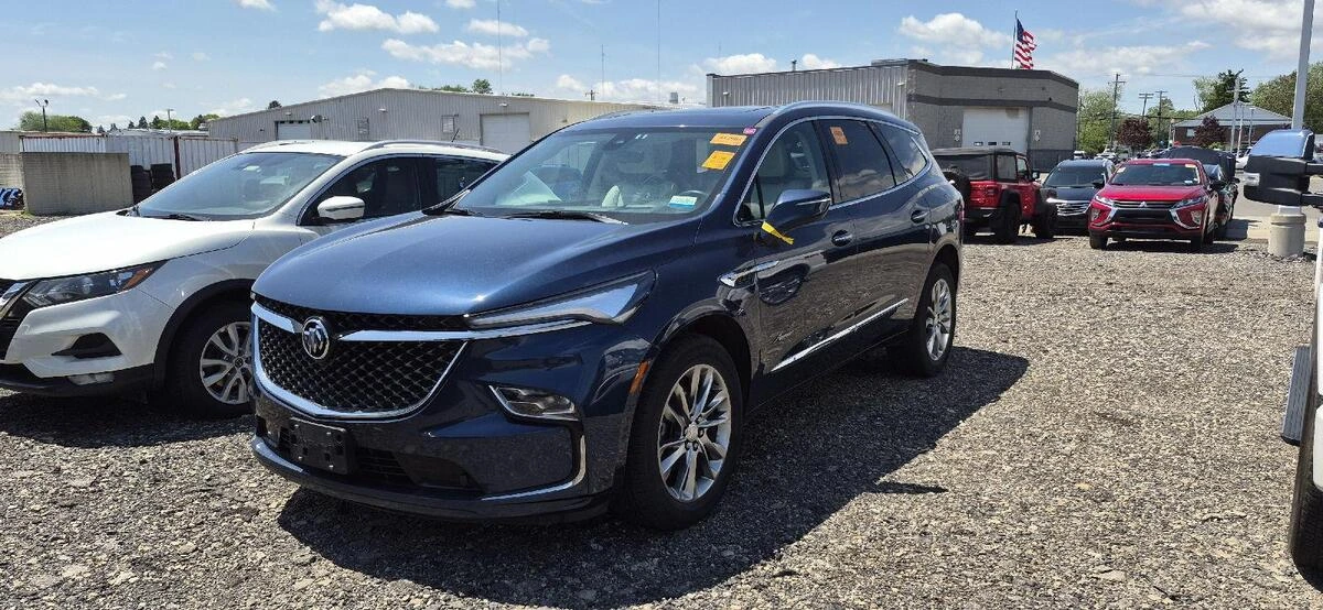 2022 Buick Enclave Avenir AWD's photo