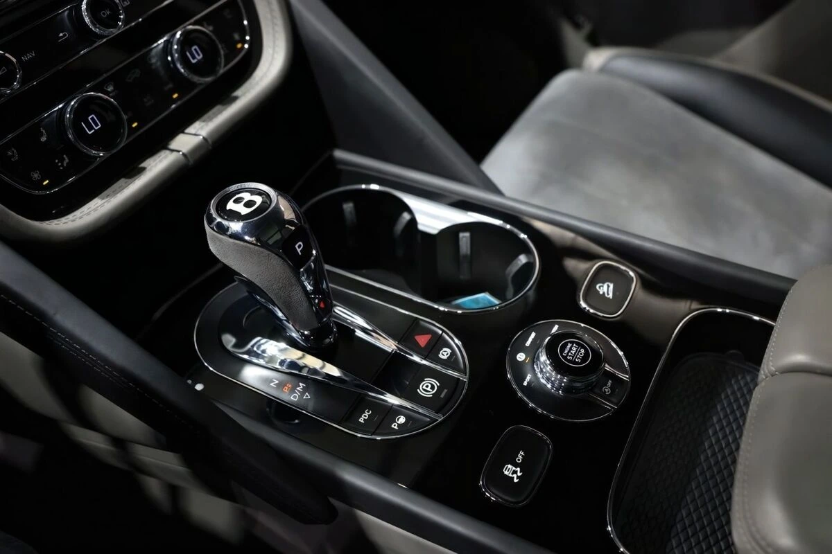 2022 Bentley Bentayga S - Photo 47