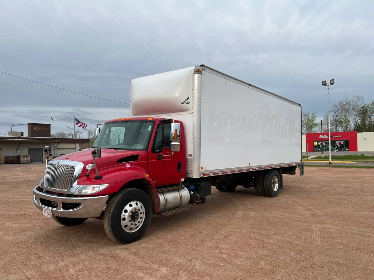 2019 International - image 1