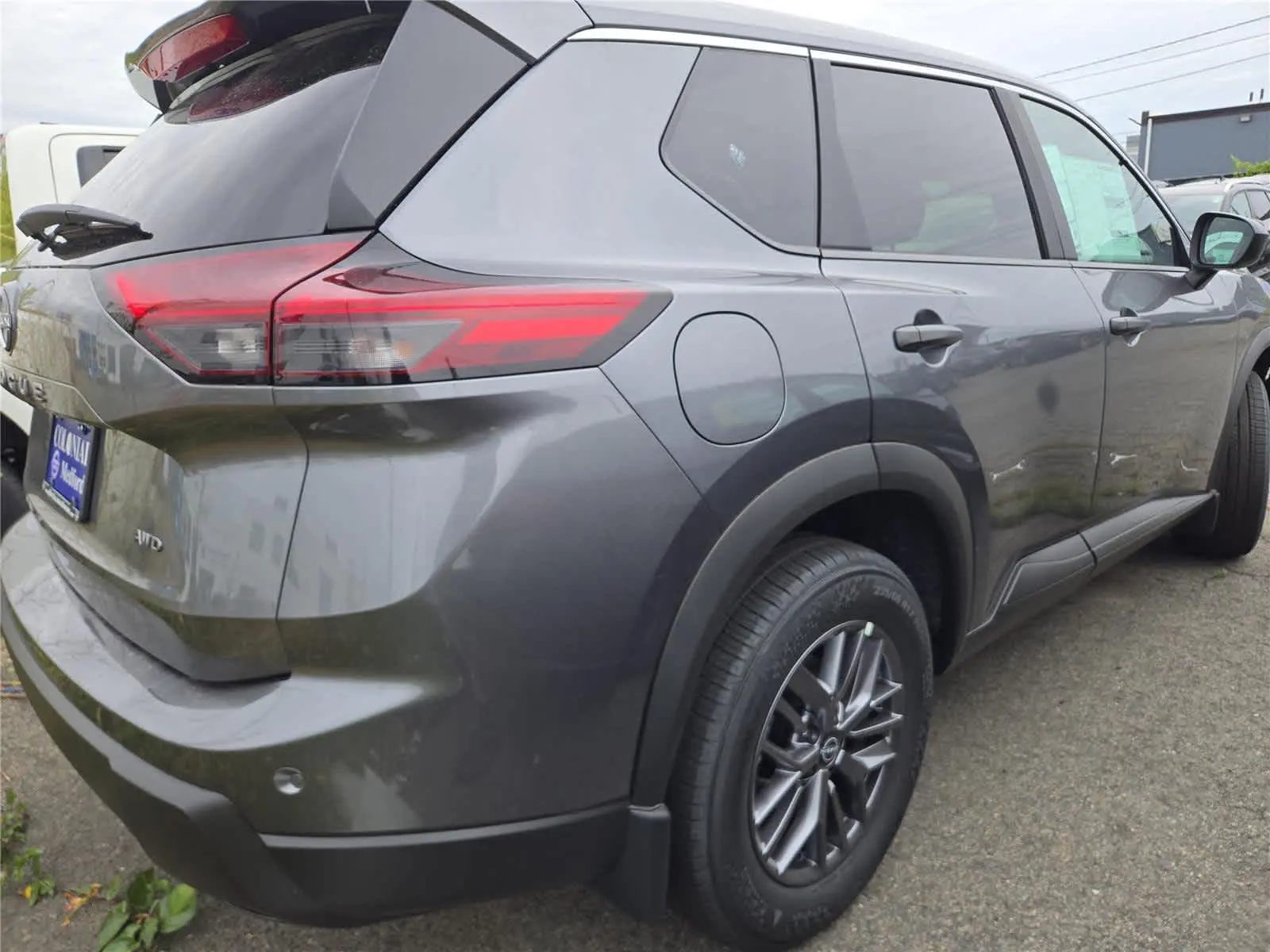 2026 Nissan Rogue S photo 3